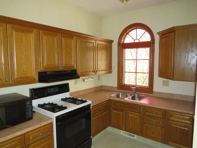 $1,300,000 | 2315 Weigl Road, Saginaw, MI 48609