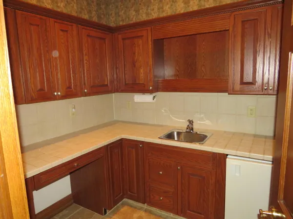 $1,225,000 | 2315 Weigl Road, Saginaw, MI 48609