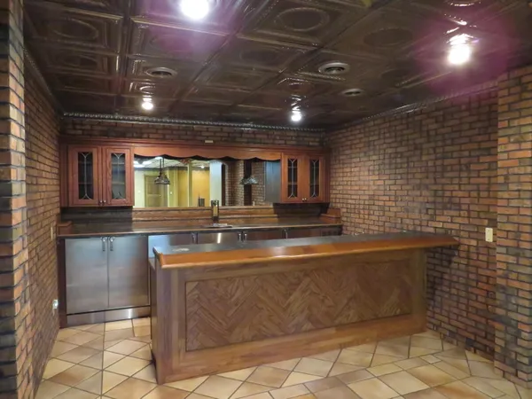 $1,225,000 | 2315 Weigl Road, Saginaw, MI 48609