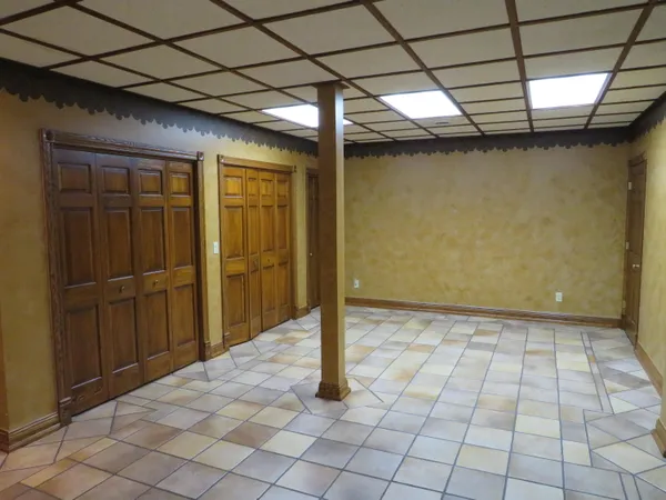 $1,225,000 | 2315 Weigl Road, Saginaw, MI 48609