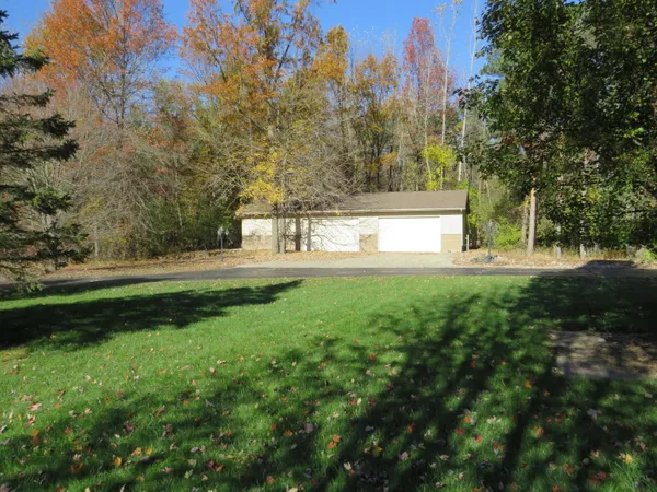 $1,225,000 | 2315 Weigl Road, Saginaw, MI 48609