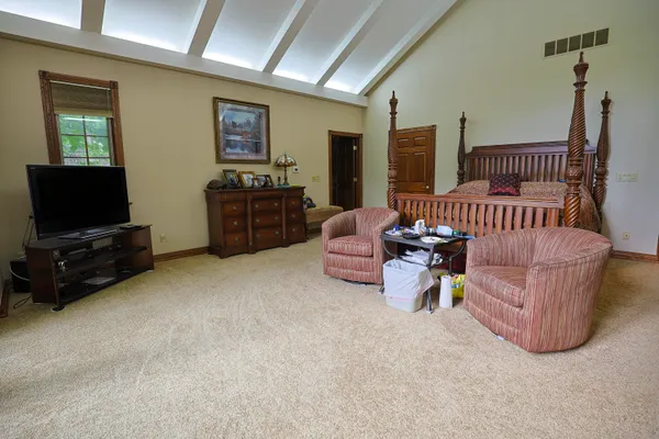 $1,225,000 | 2315 Weigl Road, Saginaw, MI 48609