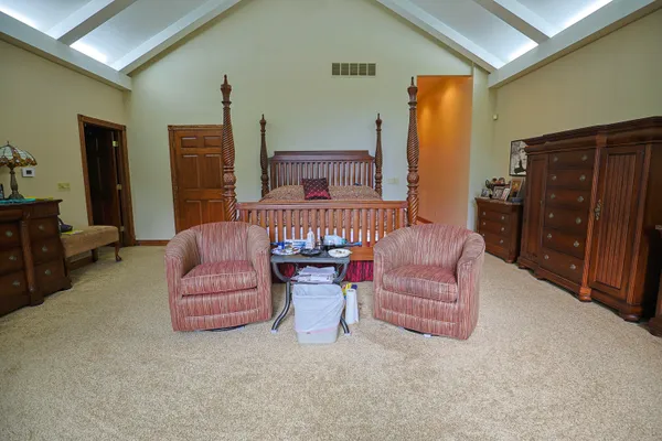 $1,225,000 | 2315 Weigl Road, Saginaw, MI 48609