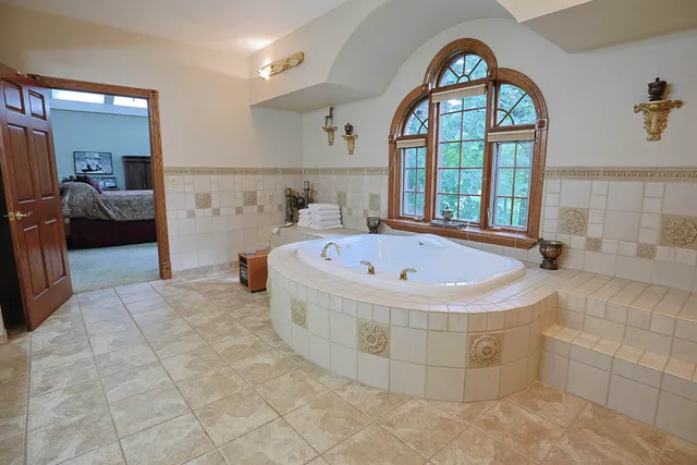 $1,300,000 | 2315 Weigl Road, Saginaw, MI 48609