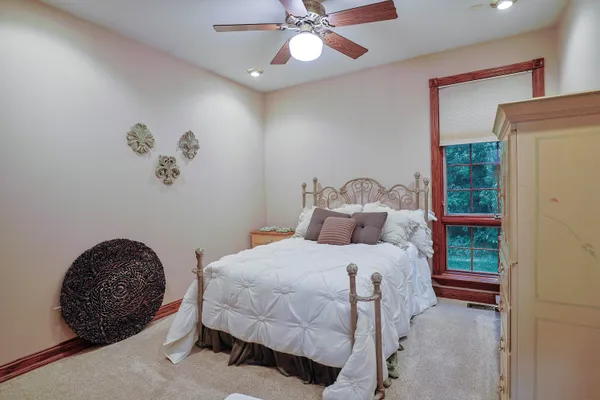 $1,225,000 | 2315 Weigl Road, Saginaw, MI 48609