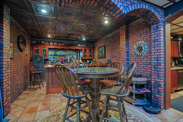 $1,225,000 | 2315 Weigl Road, Saginaw, MI 48609