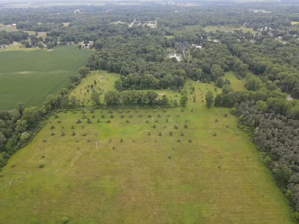 $1,225,000 | 2315 Weigl Road, Saginaw, MI 48609