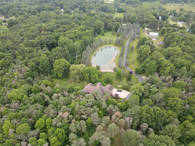 $1,300,000 | 2315 Weigl Road, Saginaw, MI 48609