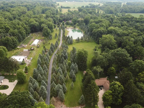 $1,225,000 | 2315 Weigl Road, Saginaw, MI 48609