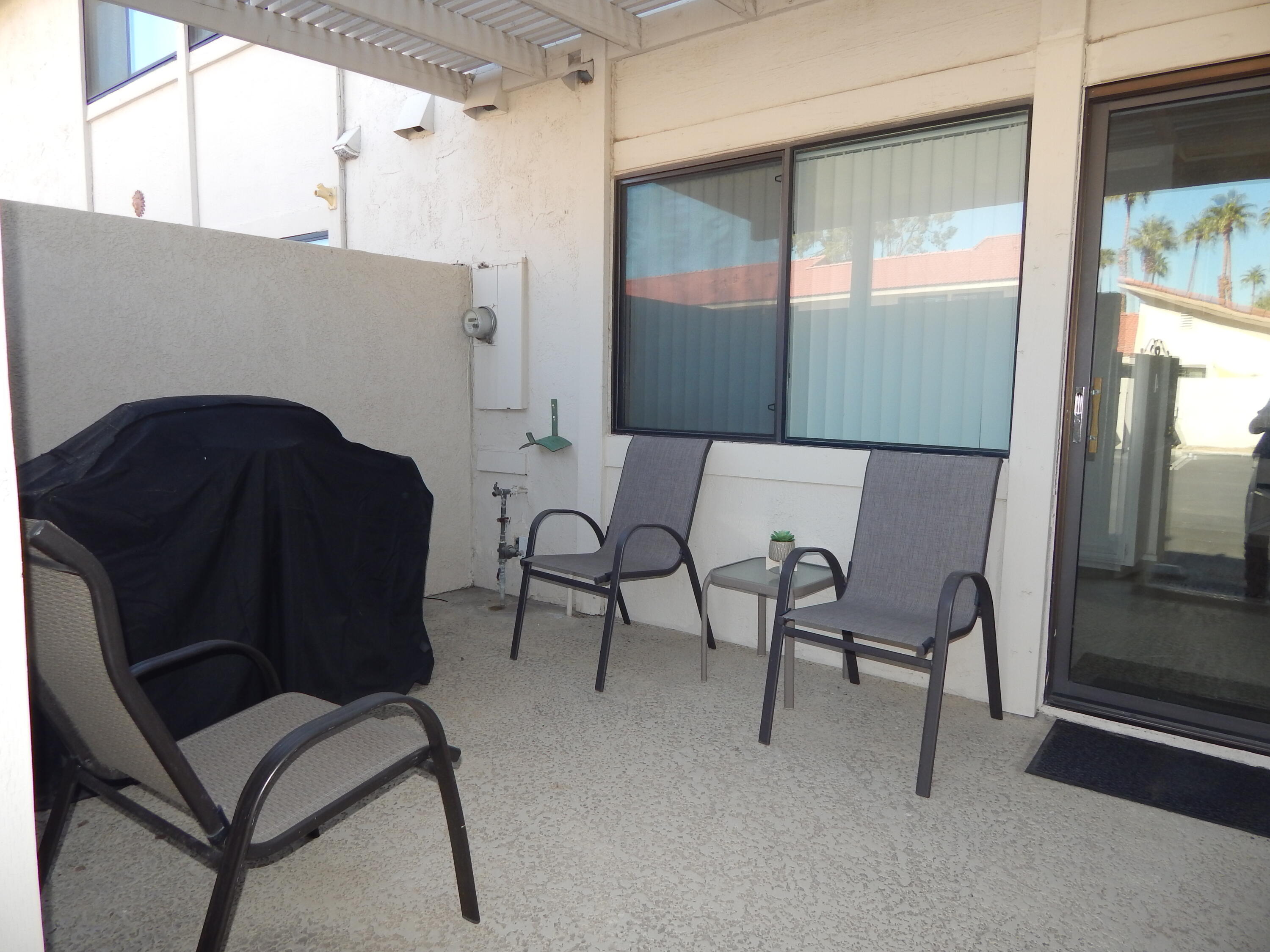 2010 Lawrence Crossley Road, Unit 1 Palm Springs, CA 92264 - Photo 16 of 36 DSCN5428