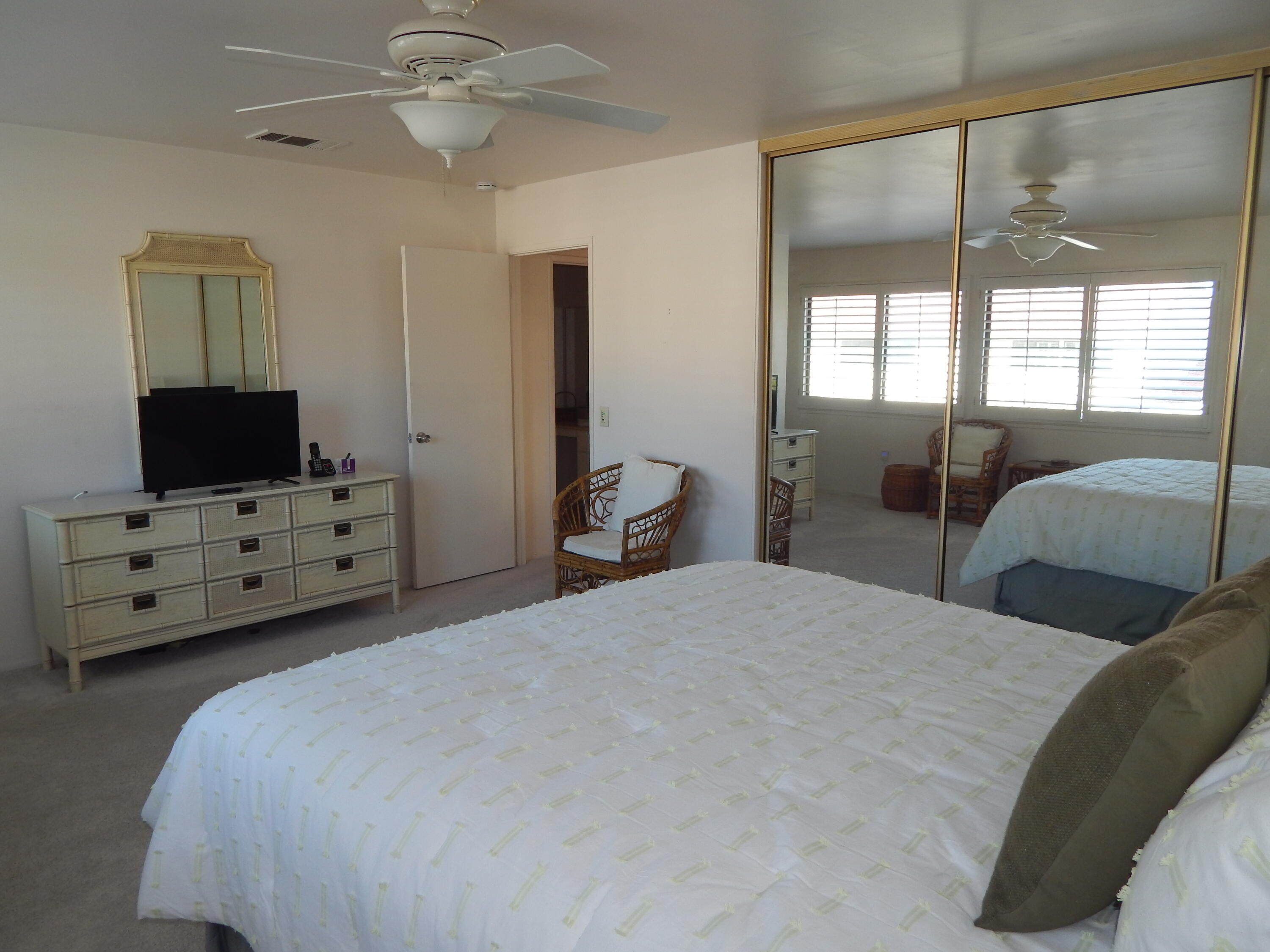 2010 Lawrence Crossley Road, Unit 1 Palm Springs, CA 92264 - Photo 22 of 36 DSCN5446