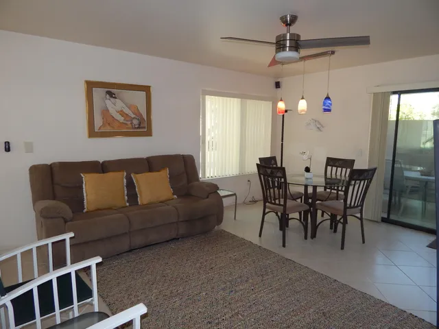 $425,000 | 2010 Lawrence Crossley Road, Unit 1, Palm Springs, CA 92264