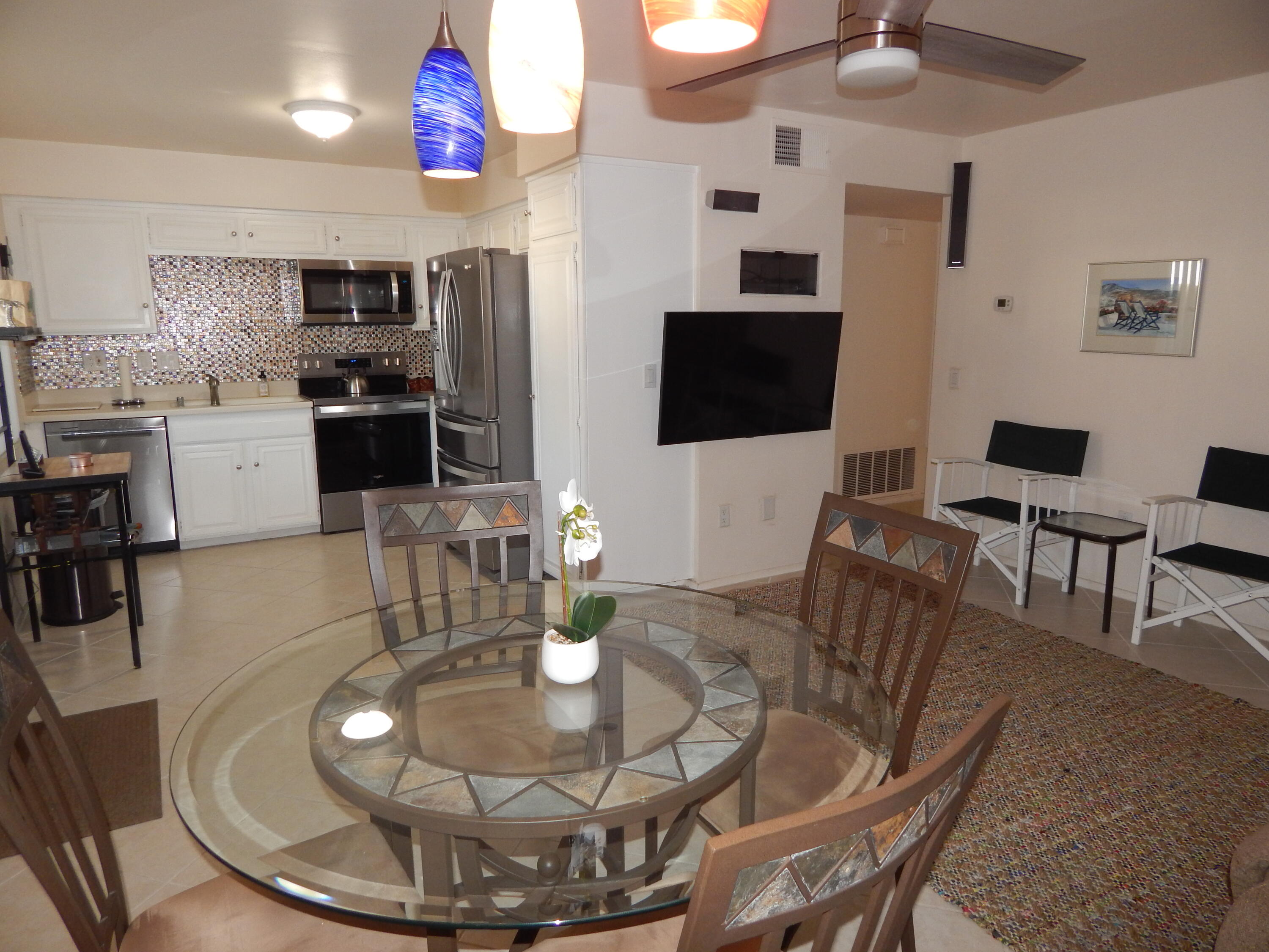 2010 Lawrence Crossley Road, Unit 1 Palm Springs, CA 92264 - Photo 9 of 36 DSCN5456