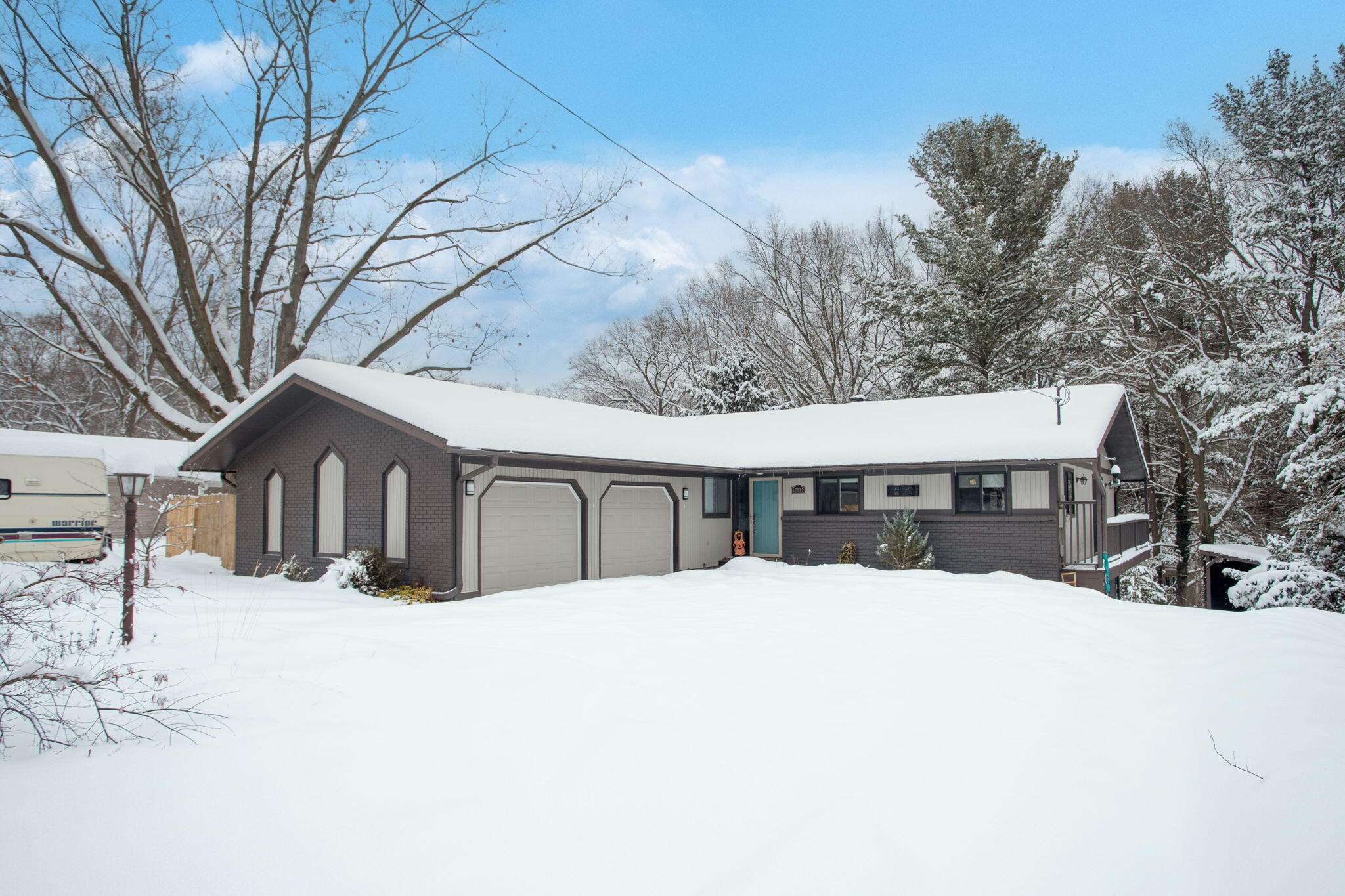 1-web-or-mls-17982-n-fruitport-rd