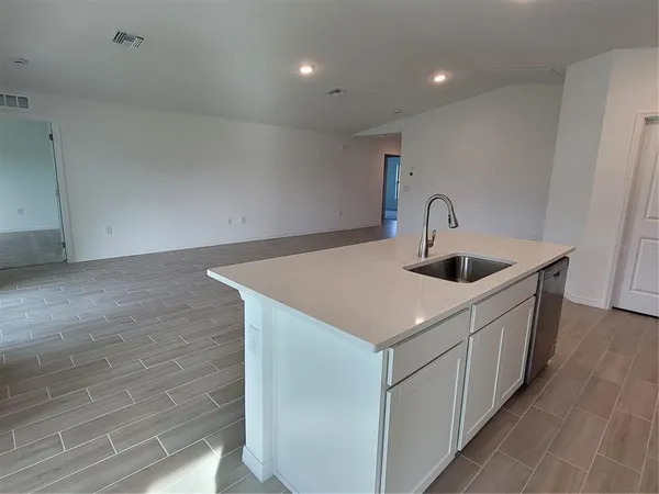 $2,000 | 11100 Vanessa Avenue, Englewood, FL 34224