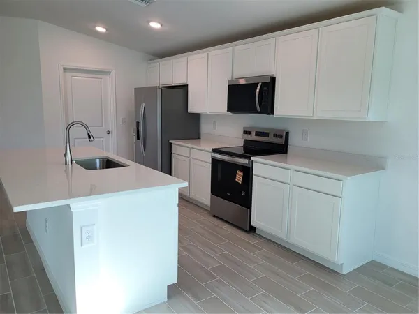 $2,000 | 11100 Vanessa Avenue, Englewood, FL 34224