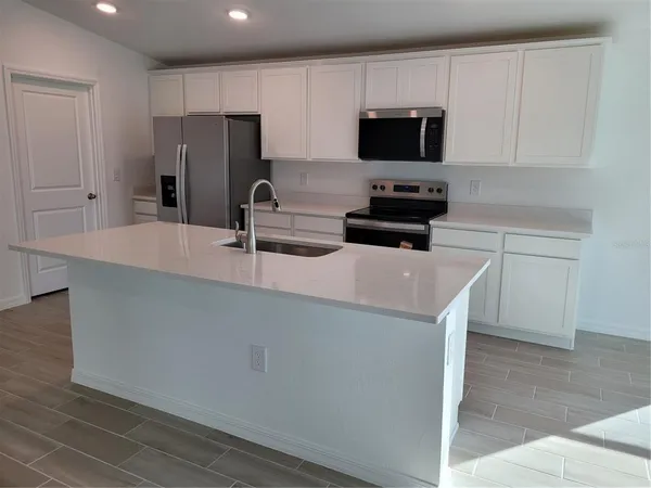 $2,000 | 11100 Vanessa Avenue, Englewood, FL 34224