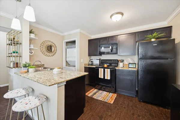 $1,195 | 1600 West T C Jester Boulevard, Unit 35, Houston, TX 77008