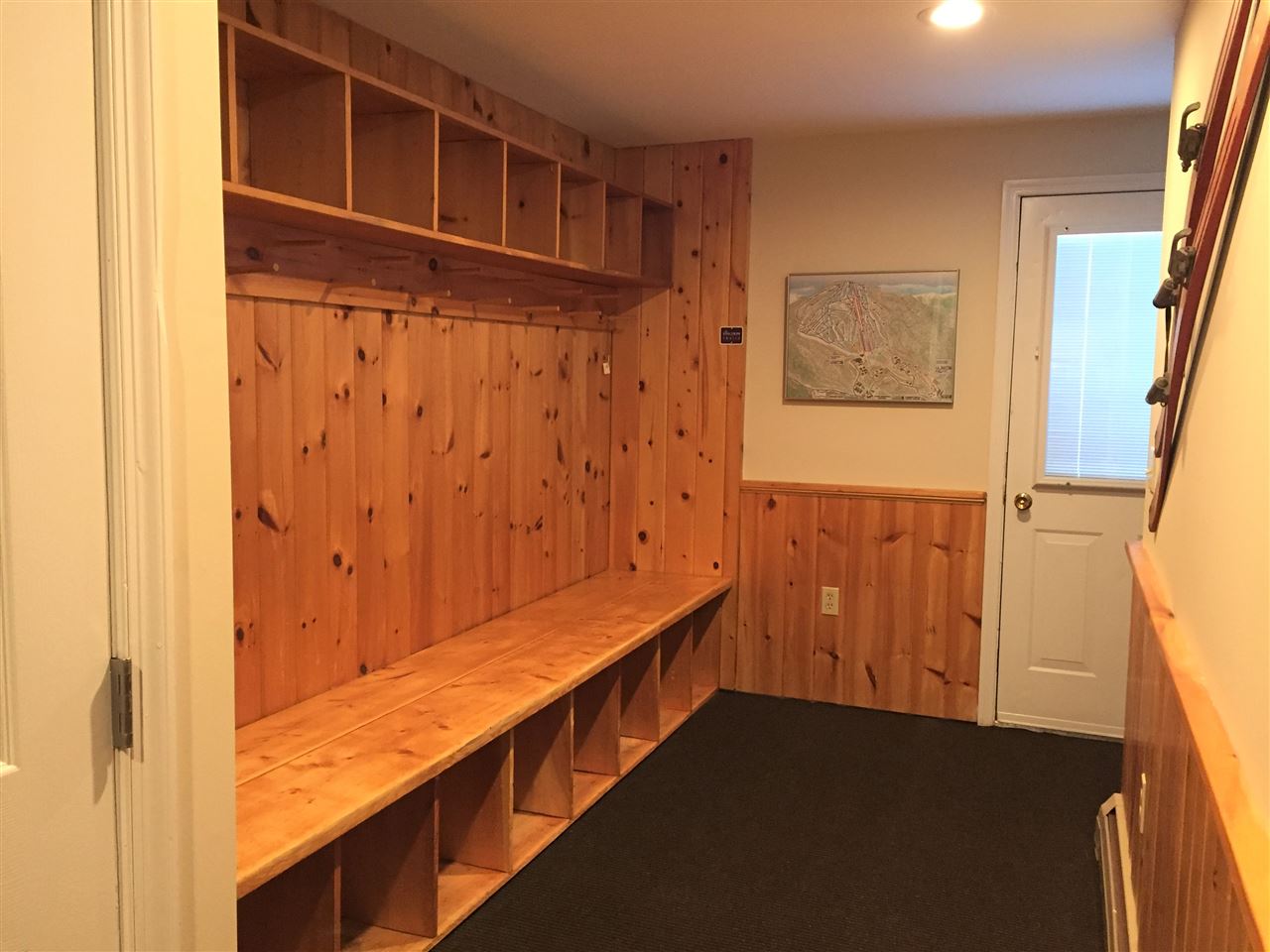 115 Powderhorn Road, Unit 405 Burke, VT 05832 - Photo 20 of 29 Gallery Image 20