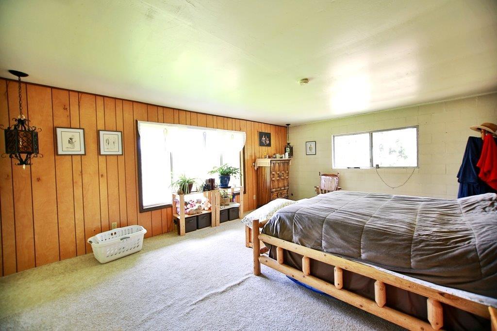 2655 Hugo Road Merlin, OR 97532 - Photo 11 of 30 Additional Photo