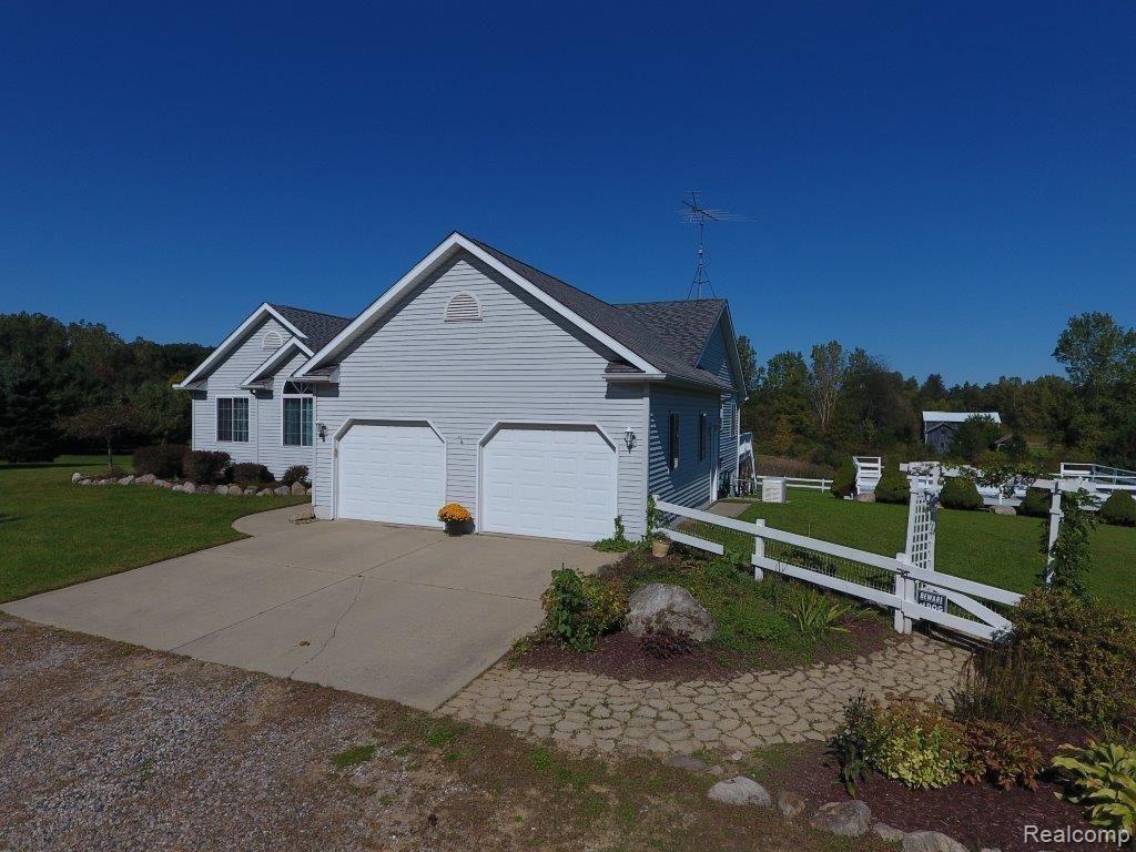 5294 West Oregon Road Lapeer, MI 48446 - Photo 4 of 78 Front (4).JPG