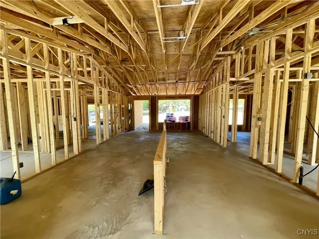 $450,000 | 9666 Mallory Road, New Hartford, NY 13413