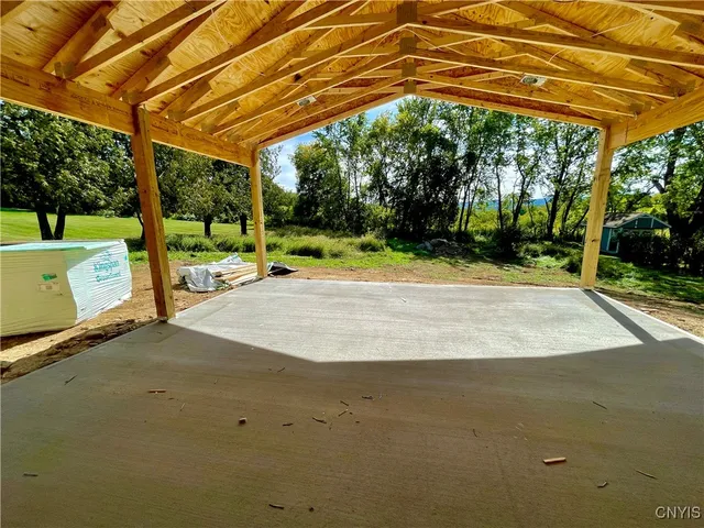 $450,000 | 9666 Mallory Road, New Hartford, NY 13413