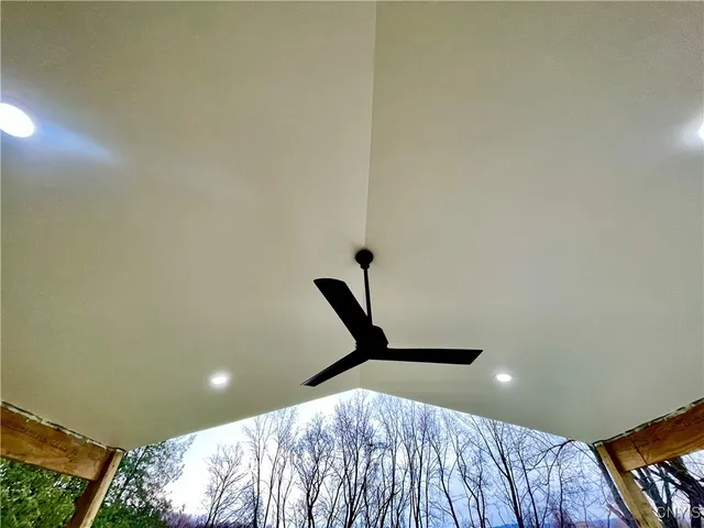 $450,000 | 9666 Mallory Road, New Hartford, NY 13413