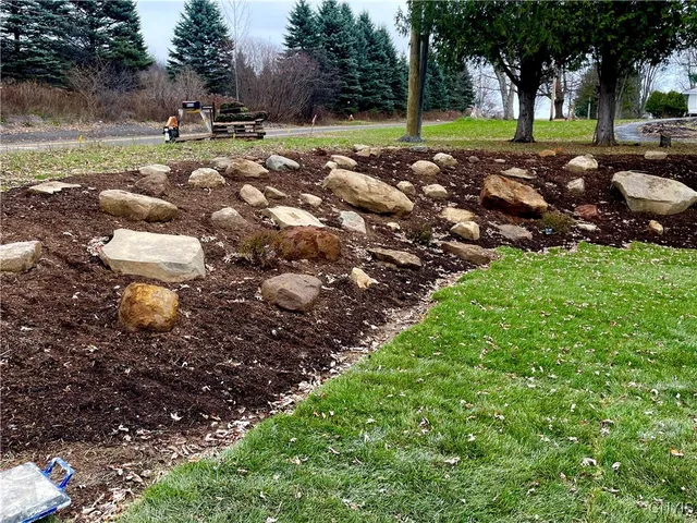 $450,000 | 9666 Mallory Road, New Hartford, NY 13413