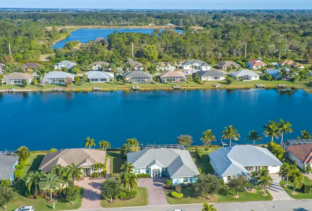 $750,000 | 715 Yearling Trail, Sebastian, FL 32958