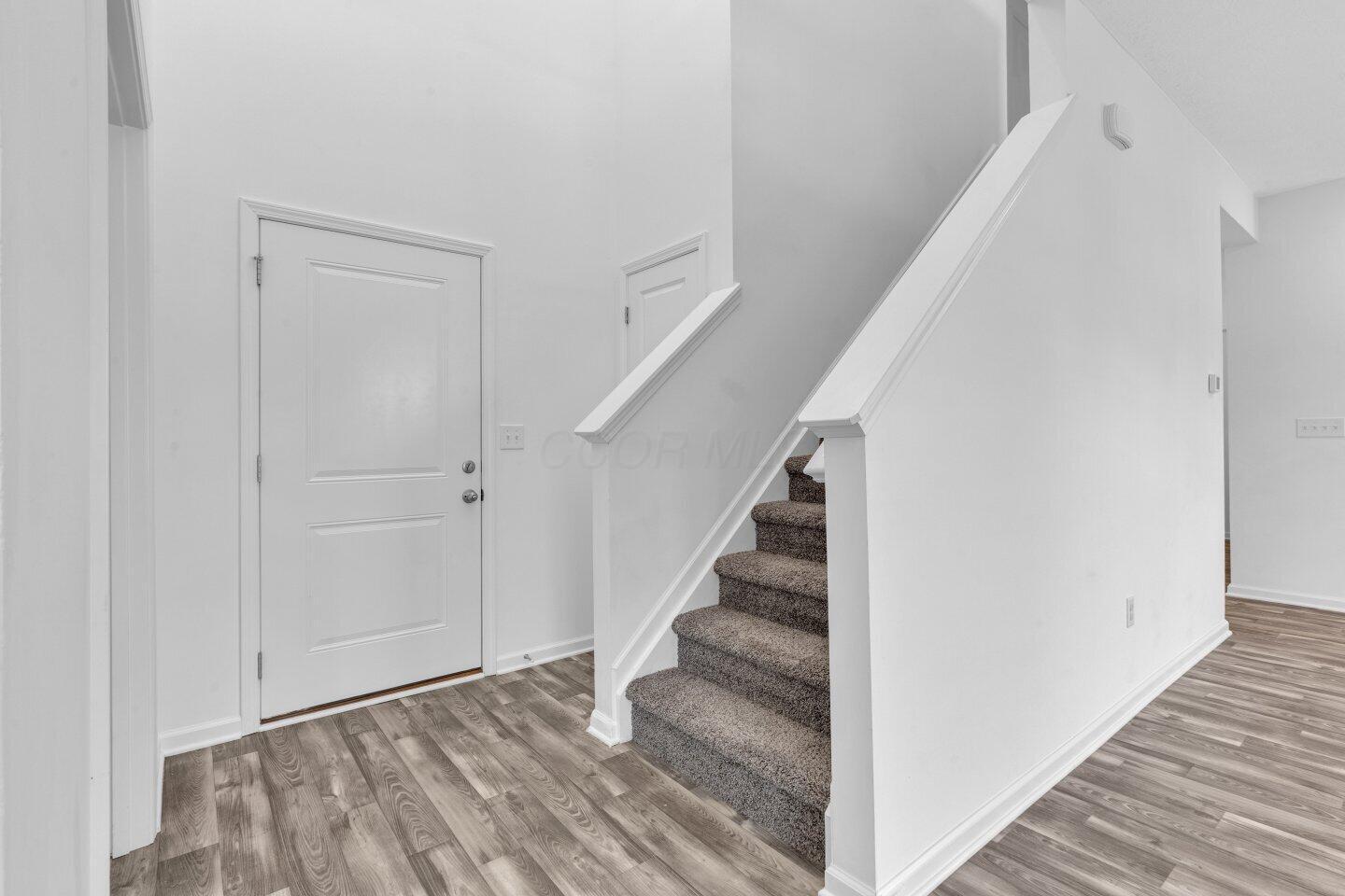 325 Juhl Road Circleville, OH 43113 - Photo 4 of 43 008-325JuhlRoad-Circleville-OH-43113-SMA