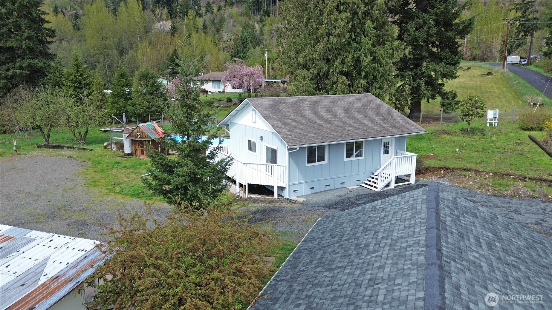 113 Leroy Road Randle, WA 98377 - Photo 6 of 36 Gallery Image 6