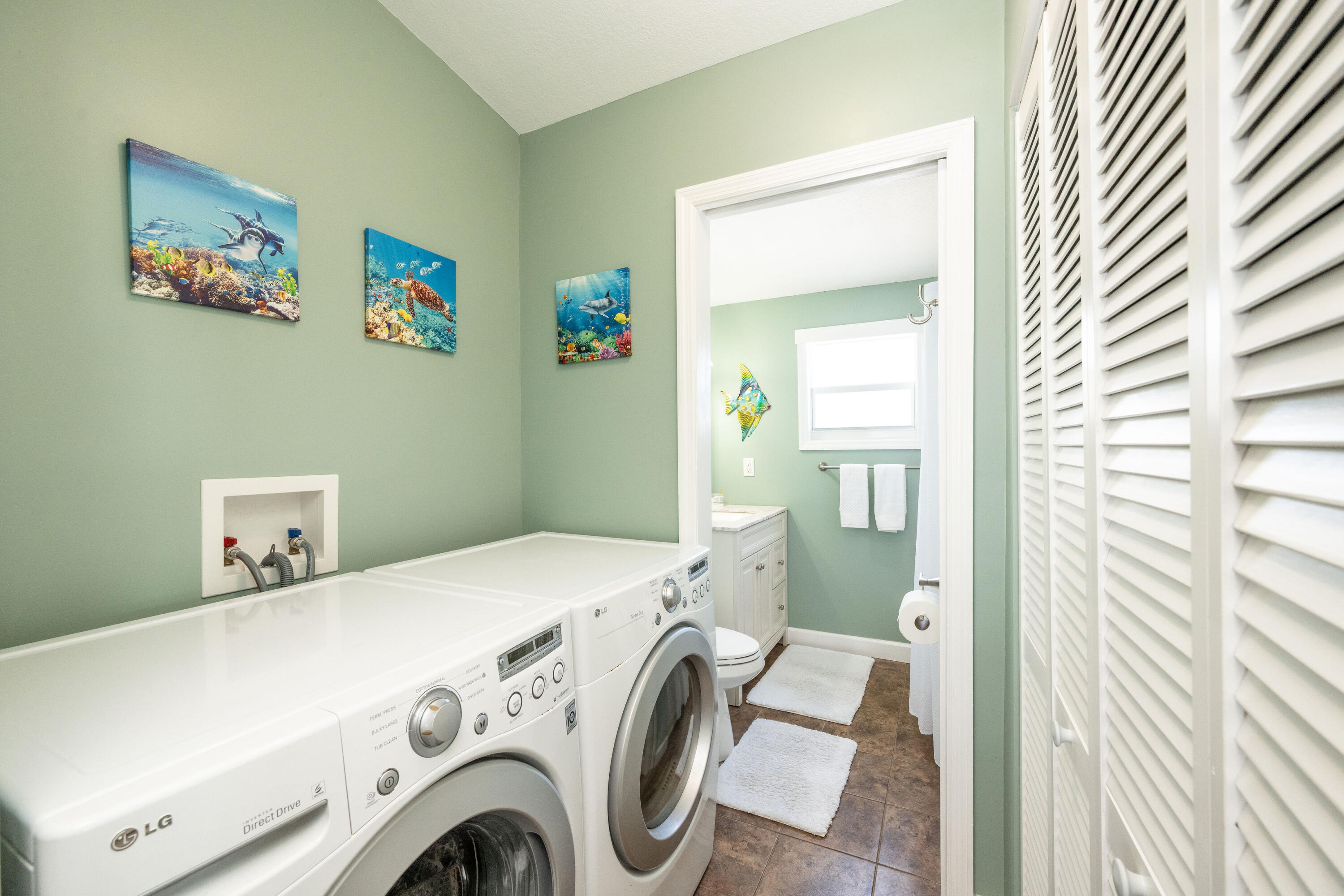 11 El Monte Lane Key West, FL 33040 - Photo 9 of 23 laundry room