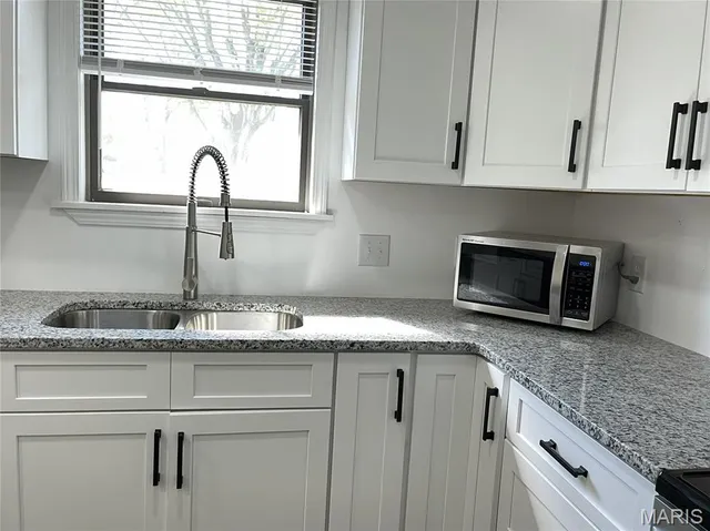 $287,000 | 106 Trainer Avenue, Cuba, MO 65453