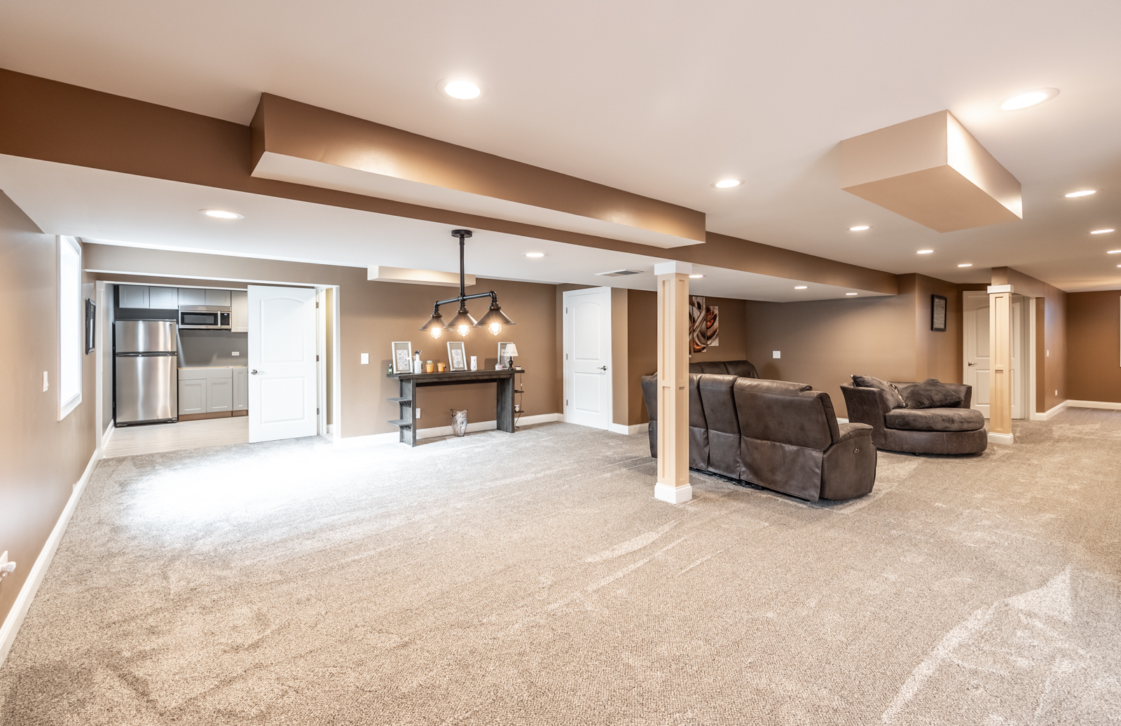695 Slate Run Elgin, IL 60124 - Photo 27 of 43 Gallery Image 27