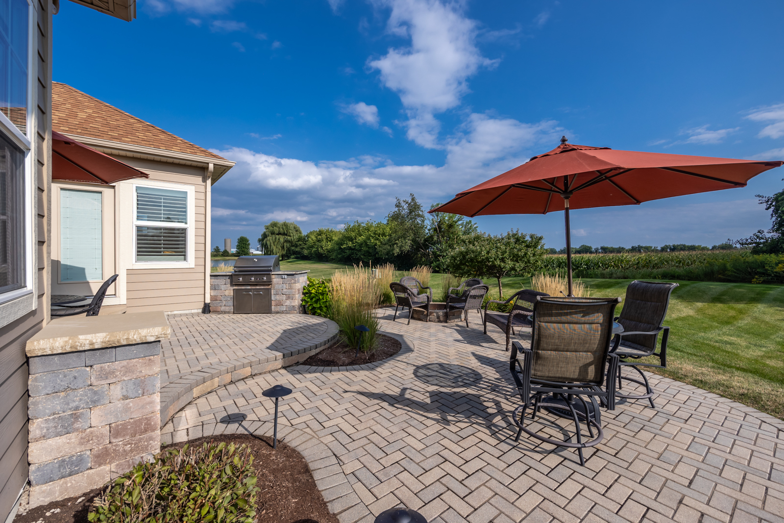 695 Slate Run Elgin, IL 60124 - Photo 36 of 43 Gallery Image 36