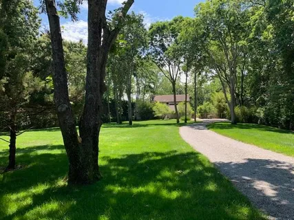 5 Morris Cove Lane, Sag Harbor, NY 11963