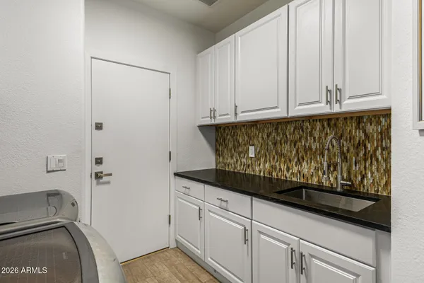 $1,298,500 | 1736 East Silverwood Drive, Phoenix, AZ 85048