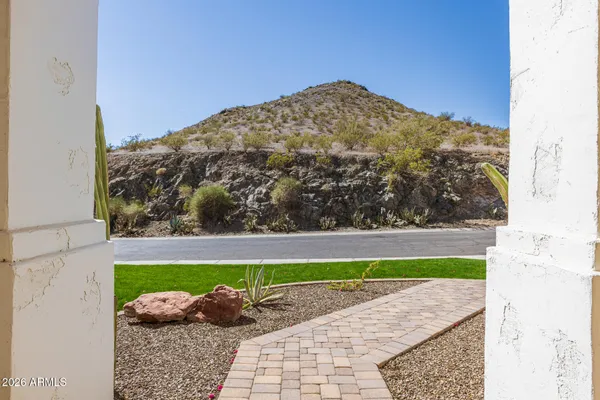 $1,298,500 | 1736 East Silverwood Drive, Phoenix, AZ 85048