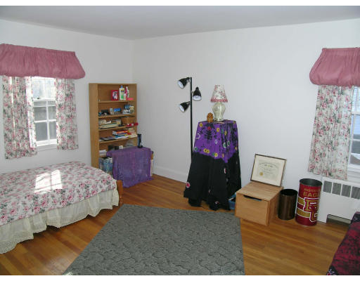 97 Betts Road Belmont, MA 02478 - Photo 7 of 15 Gallery Image 7