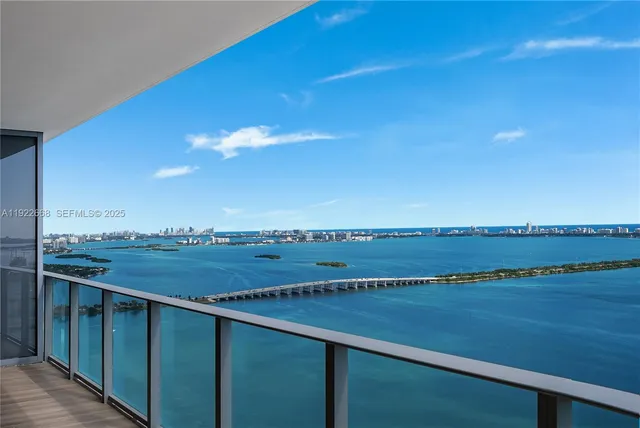 $16,000 | 700 Northeast 24th Street, Unit 4807, Miami, FL 33137