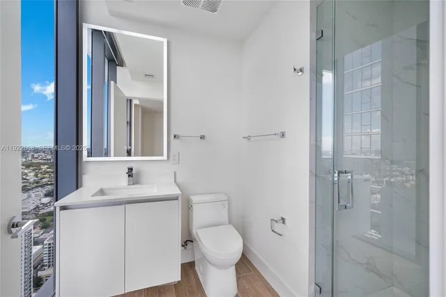 $16,000 | 700 Northeast 24th Street, Unit 4807, Miami, FL 33137