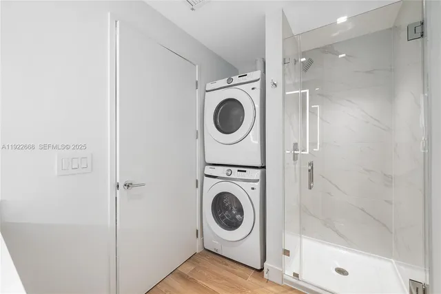 $16,000 | 700 Northeast 24th Street, Unit 4807, Miami, FL 33137