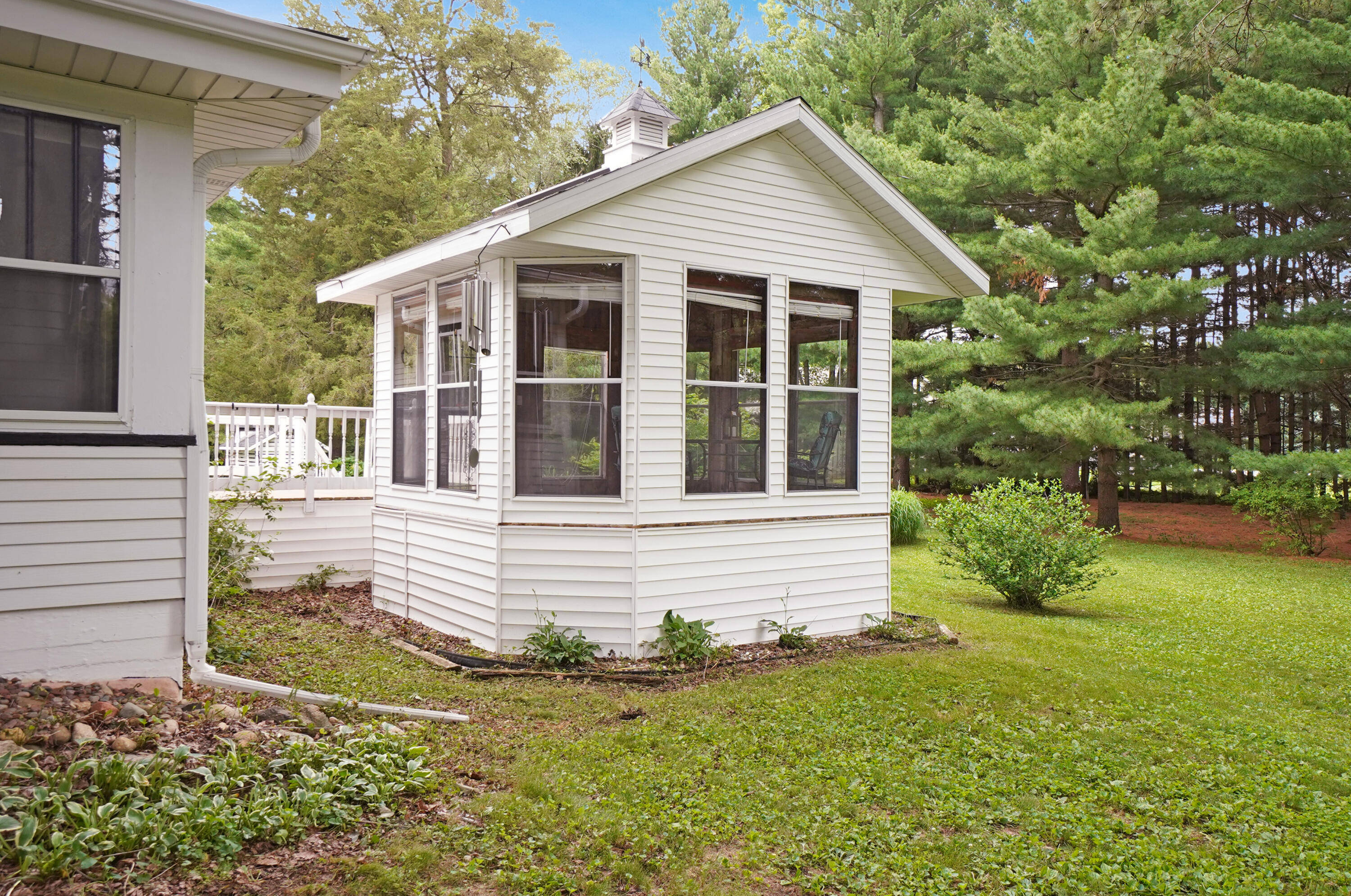 156 Felix Street Wales, WI 53183 - Photo 31 of 39 Gazebo