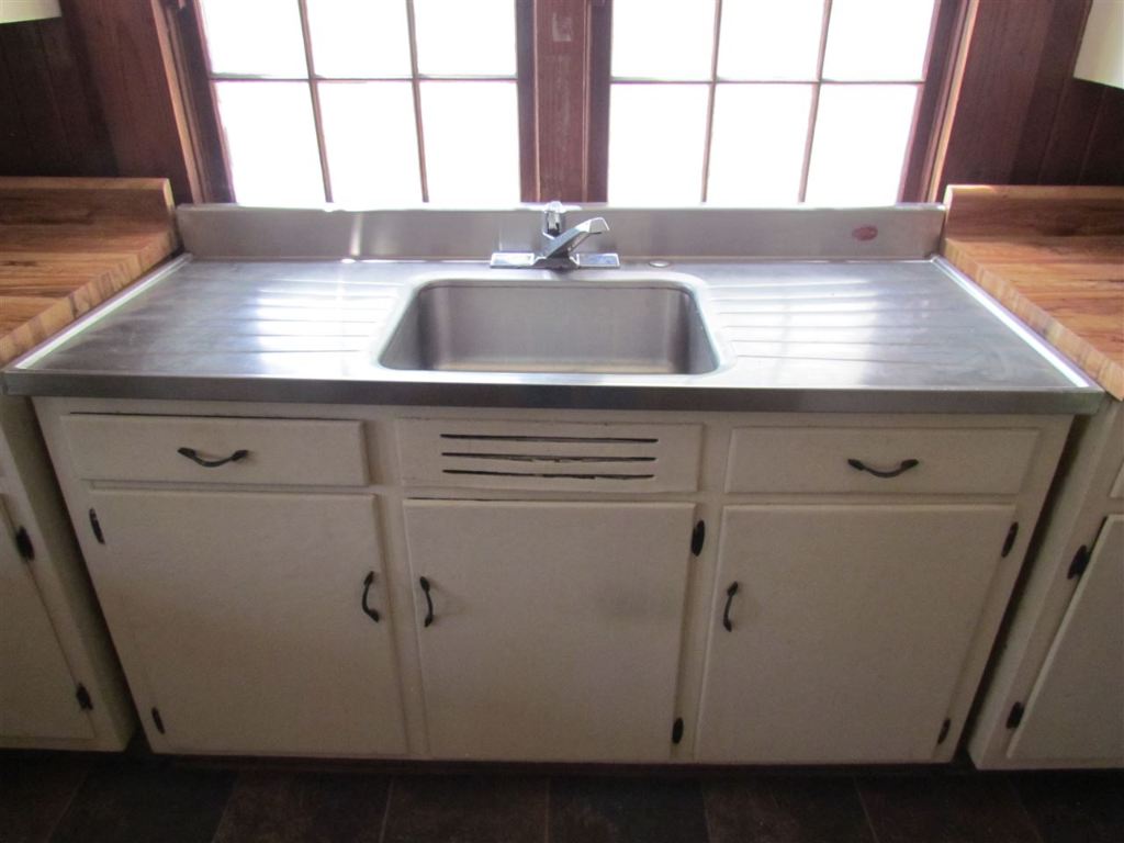 110 Tokeena Road Seneca, SC 29678 - Photo 11 of 30 Gallery Image 11