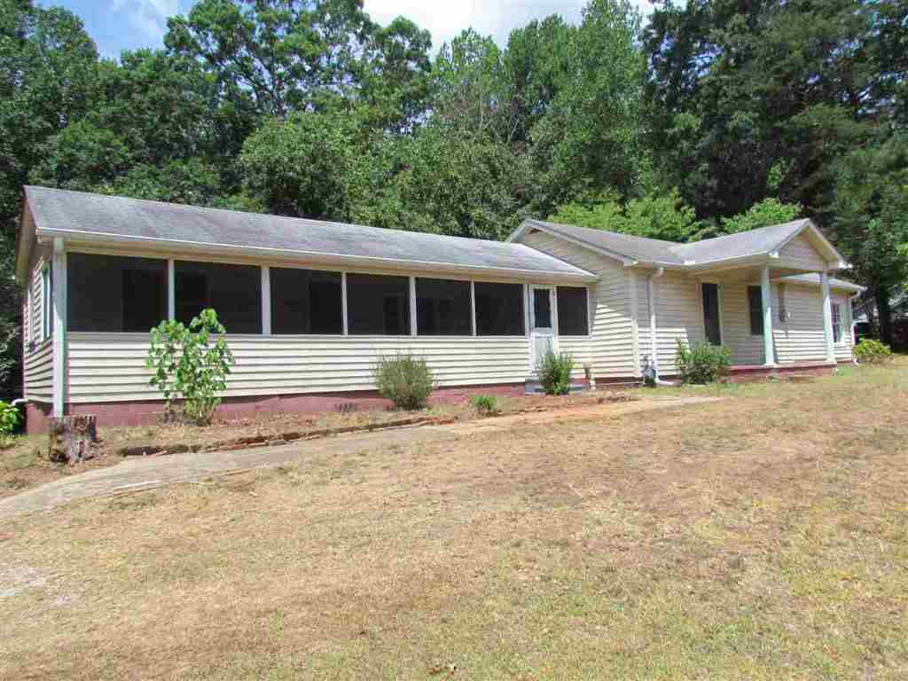 110 Tokeena Road Seneca, SC 29678 - Photo 2 of 30 Gallery Image 2