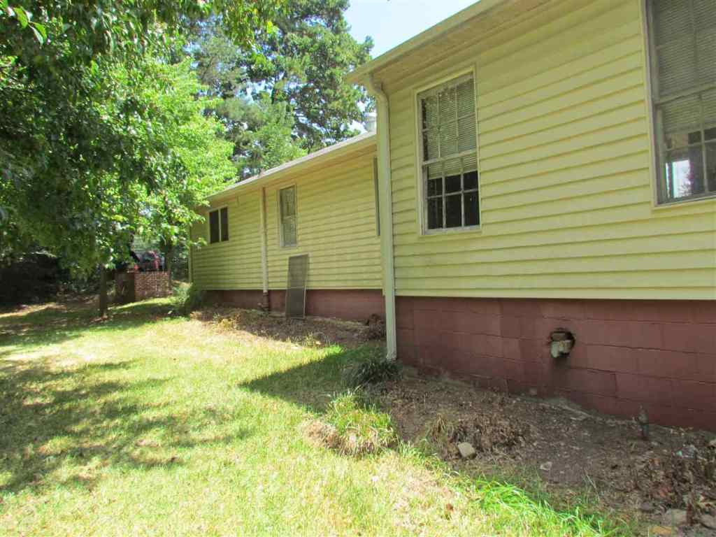 110 Tokeena Road Seneca, SC 29678 - Photo 5 of 30 Gallery Image 5