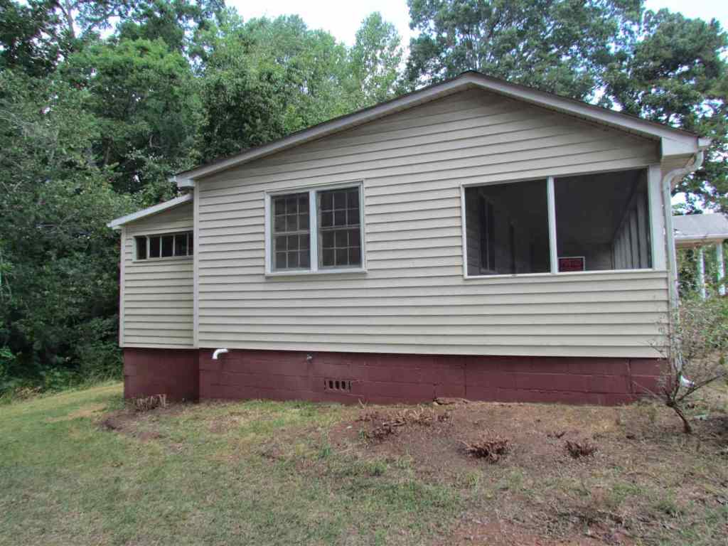 110 Tokeena Road Seneca, SC 29678 - Photo 6 of 30 Gallery Image 6