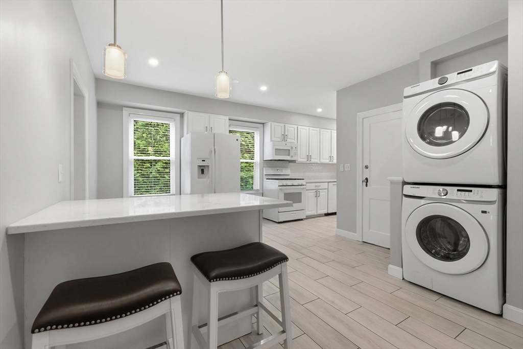 40 County Street, Unit 1 Peabody, MA 01960 - Photo 3 of 31