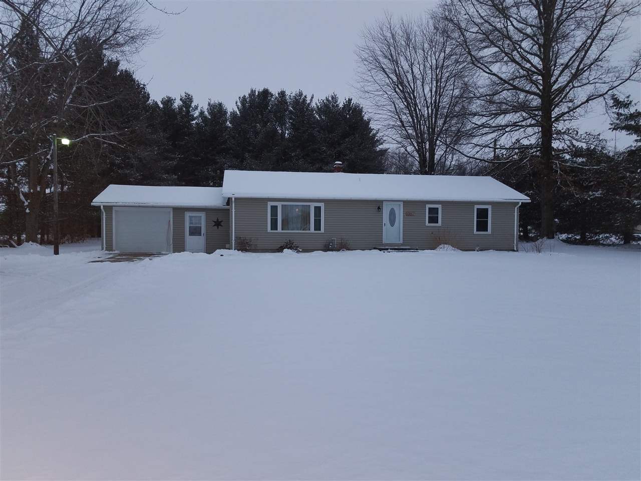 10267 8A Road Plymouth, IN 46563 - Photo 2 of 29 Gallery Image 2